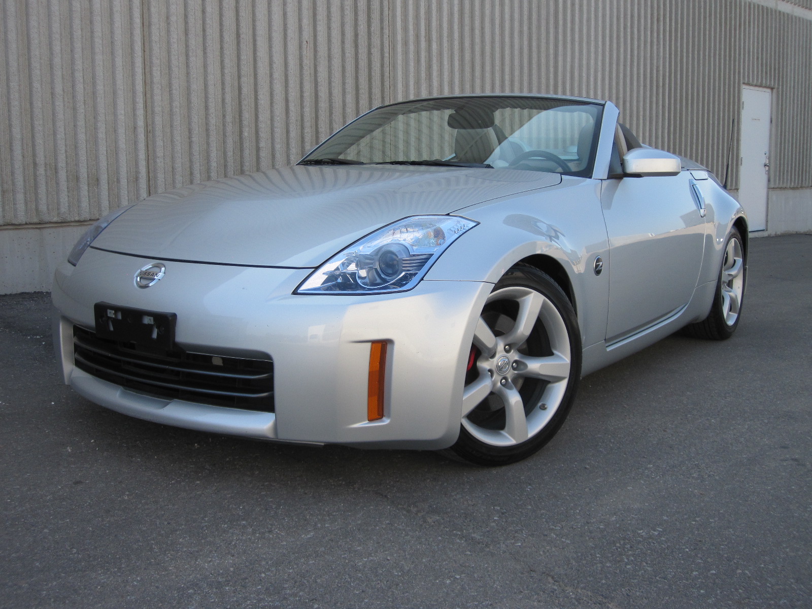 Nissan 350z convertible poster