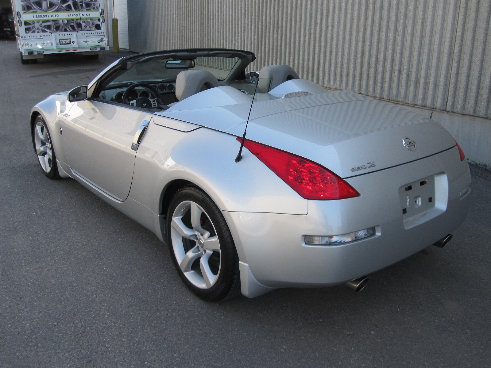 2008 Nissan 350z convertible